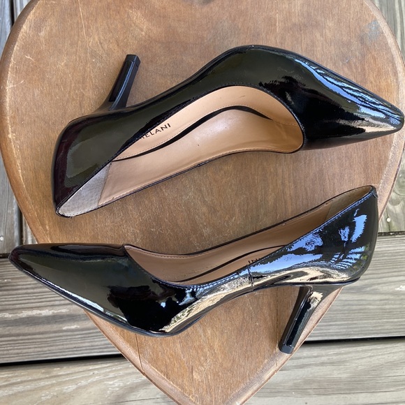 NWOT Antonio Melani ODETAH Black Patent Leather Heels Pumps Womens Shoes Size 7M - Picture 2 of 7